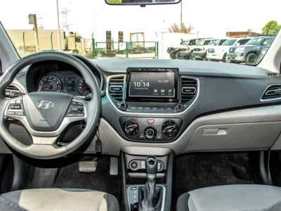 2023 Hyundai Accent SEL 1.6 Litres 4 Cylinders Petrol Engine Silver White Sedan GCC Specs