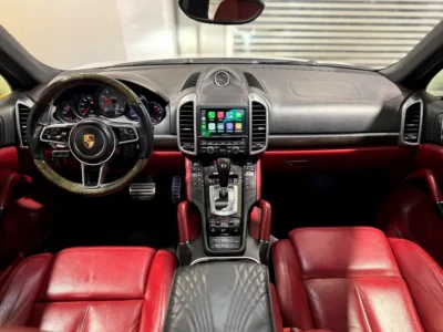 2016 Porsche Cayenne S 3.6 Litres V6 Twin-Turbo Petrol Engine White Red SUV GCC Specs