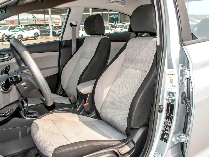 2023 Hyundai Accent SEL 1.6 Litres 4 Cylinders Petrol Engine Silver White Sedan GCC Specs
