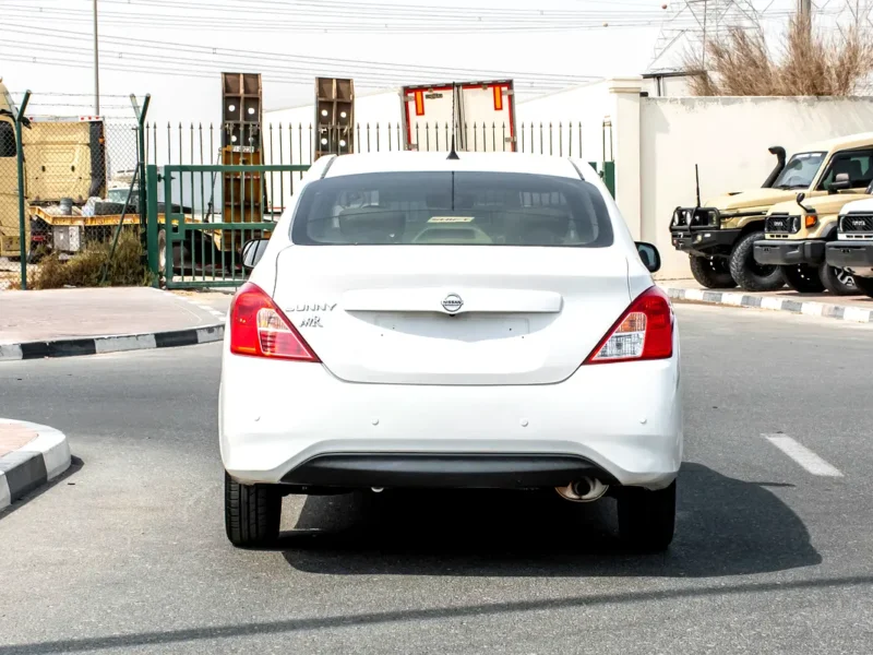 2023 Nissan Sunny SE 1.5 Litres 4 Cylinders Petrol Engine White Beige Sedan GCC Specs