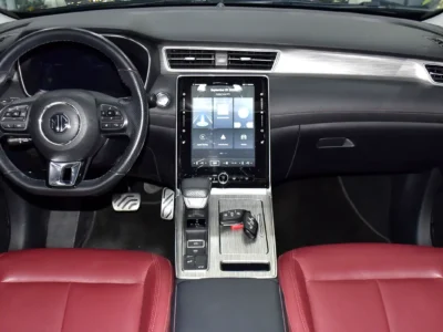 2025 MG RX5 Luxury 1.5L Turbocharged 4 Cylinders Petrol Engine Black Red Crossover GCC Specs