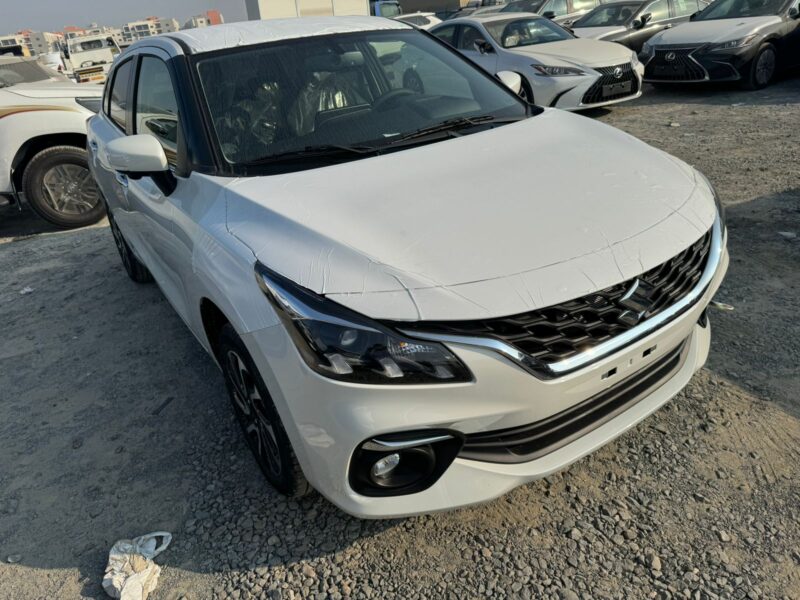2023 Suzuki Baleno 1.5-liter 4-Cylinder Petrol Engine White Black Hatchback GCC Specs