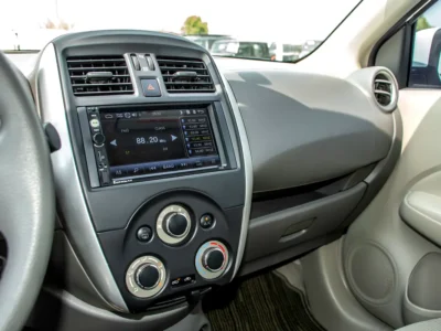2023 Nissan Sunny SE 1.5 Litres 4 Cylinders Petrol Engine White Beige Sedan GCC Specs