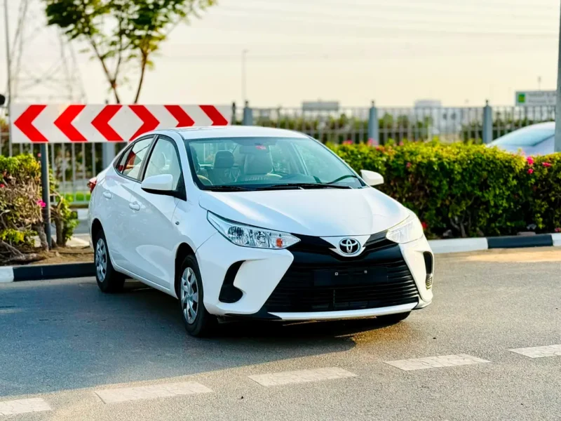 2022 Toyota Yaris 1.5L 4 Cylinders Petrol Engine White Beige Sedan GCC Specs Excellent Condition