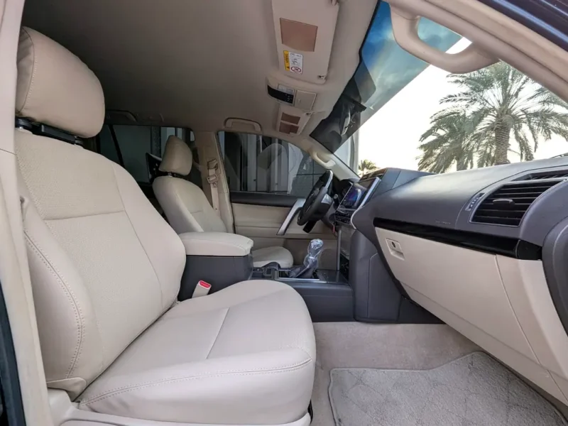 2020 Toyota Prado GXR 2.7 Litres 4 Cylinders Petrol Engine Black Beige SUV EXCELLENT CONDITION