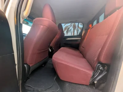 2020 Toyota Hilux SR5 2.8 Litres 4 Cylinders Diesel Engine White Red Pickup Truck GCC Specs