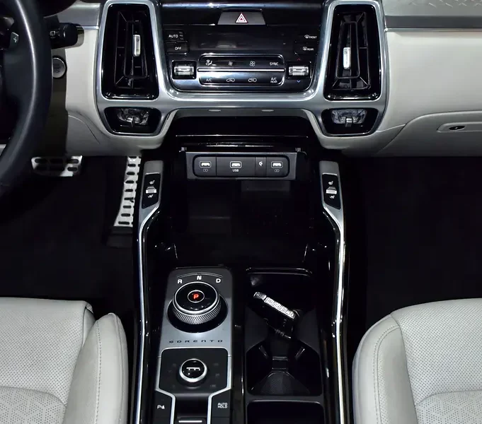 2023 Kia Sorento SX X-Line 3.5 Litres 6 Cylinders Petrol Engine Blue Beige SUV GCC Specs
