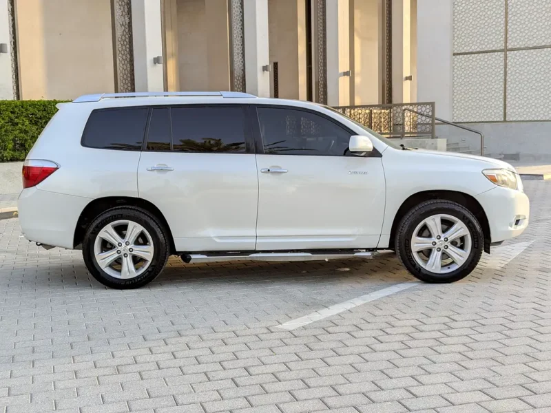 2010 Toyota Highlander Limited 3.5 Litres V6 Petrol Engine White Beige SUV Full Option US Specs