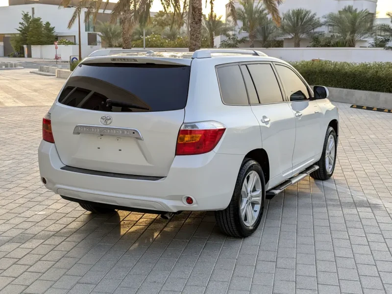 2010 Toyota Highlander Limited 3.5 Litres V6 Petrol Engine White Beige SUV Full Option US Specs