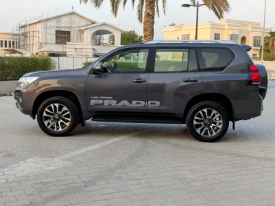 2022 Toyota Prado VXR 4.0 Litres 6 Cylinders Petrol Engine Grey Beige SUV Full Option GCC Specs