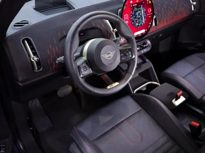 2025 MINI Countryman S 4WD 4 Cylinders Engine Blue Black SUV GCC Specs JOHN COOPER WORKS