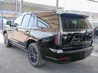 2025 Cadillac Escalade SPORT PLATINUM 6.2 Litres 8 Cylinders Petrol Engine Black Grey SUV