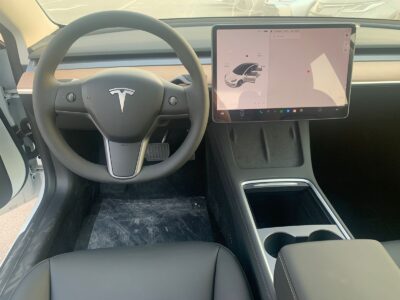 2024 Tesla Model Y Electric Vehicle White Black SUV GCC Specs Automatic RWD