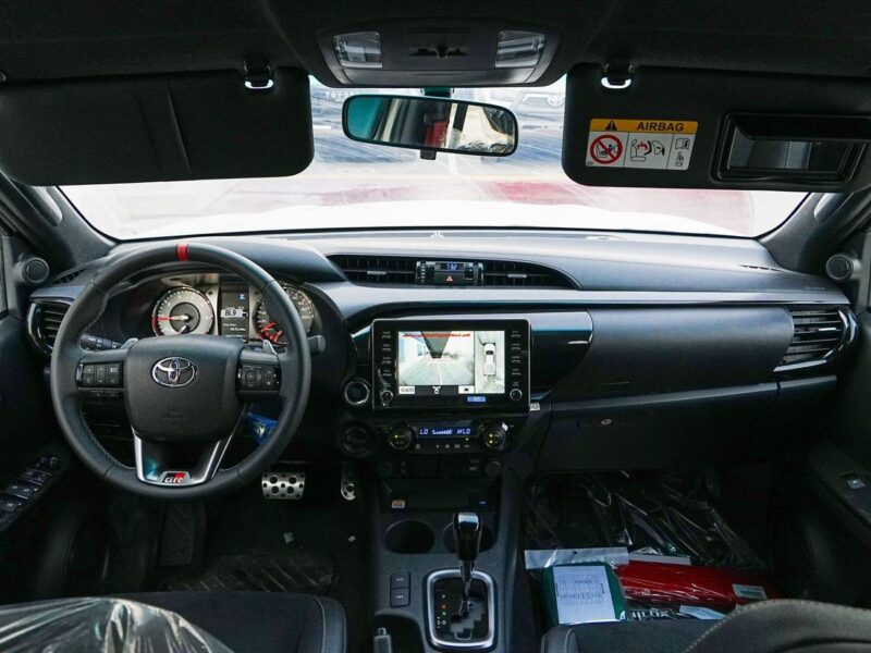 2026 Toyota Hilux GR SPORT 2.8 Litres 4 Cylinders Diesel Engine White Black SUV GCC Specs