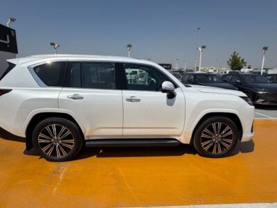 2026 Lexus LX700h SIGNATURE 3.5 Litres 6 Cylinders Hybrid Engine White Tan SUV GCC Specs