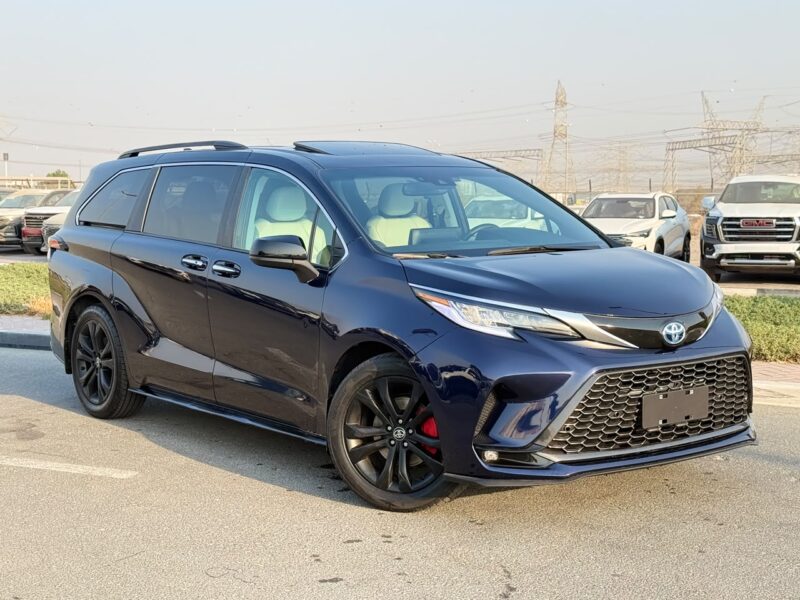 2023 TOYOTA SIENNA XLE HYBRID 2.5 Litres 4 Cylinders Engine Blue Grey SUV Canadian Specs