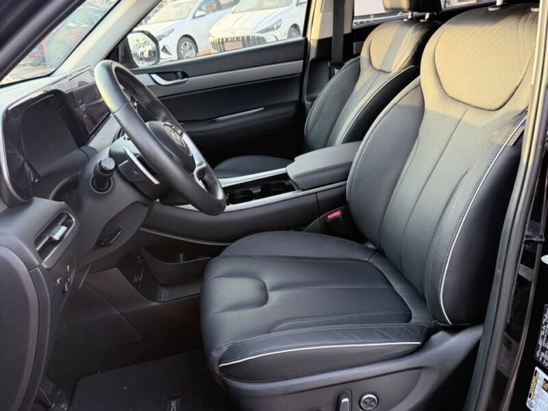 2023 HYUNDAI PALISADE SEL 3.8 Litres V6 VVT Petrol Engine Black SUV AWD American Specs