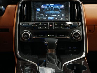 2026 Lexus LX600 SIGNATURE 3.5 Litres 6 Cylinders Petrol Engine White Tan SUV GCC Specs