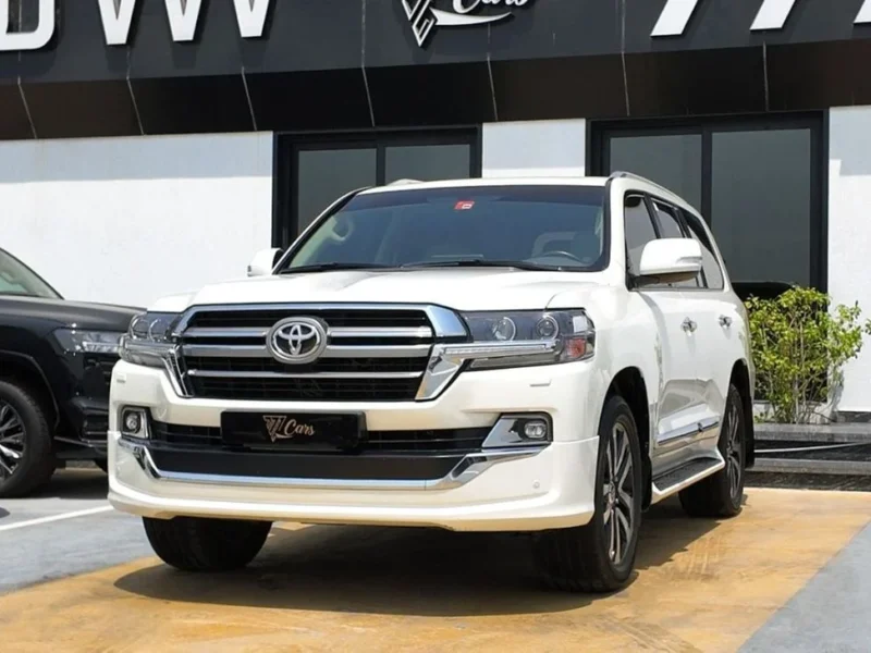 2019 Toyota Land Cruiser GXR 4.6 Litres V8 Petrol Engine White Beige SUV GCC Specs Automatic