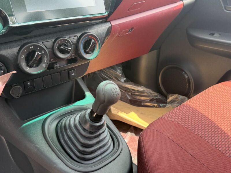 2026 Toyota Hilux GL SC 2.7 Litres 4 Cylinders Petrol Engine White Red Pickup Truck GCC Specs