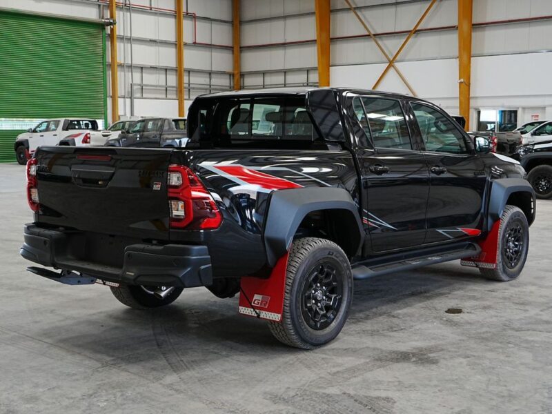 2026 Toyota Hilux GR SPORT 2.8 Litres 4 Cylinders Diesel Engine Black SUV GCC Specs