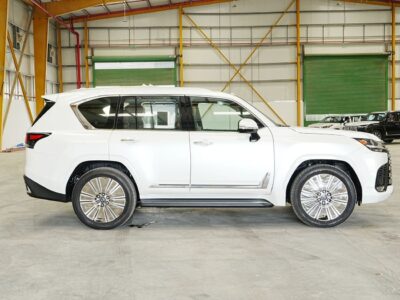 2026 Lexus LX600 SIGNATURE 3.5 Litres 6 Cylinders Petrol Engine White Tan SUV GCC Specs