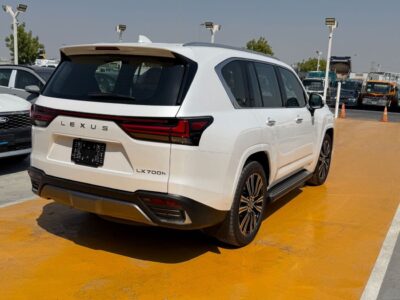 2026 Lexus LX700h SIGNATURE 3.5 Litres 6 Cylinders Hybrid Engine White Tan SUV GCC Specs