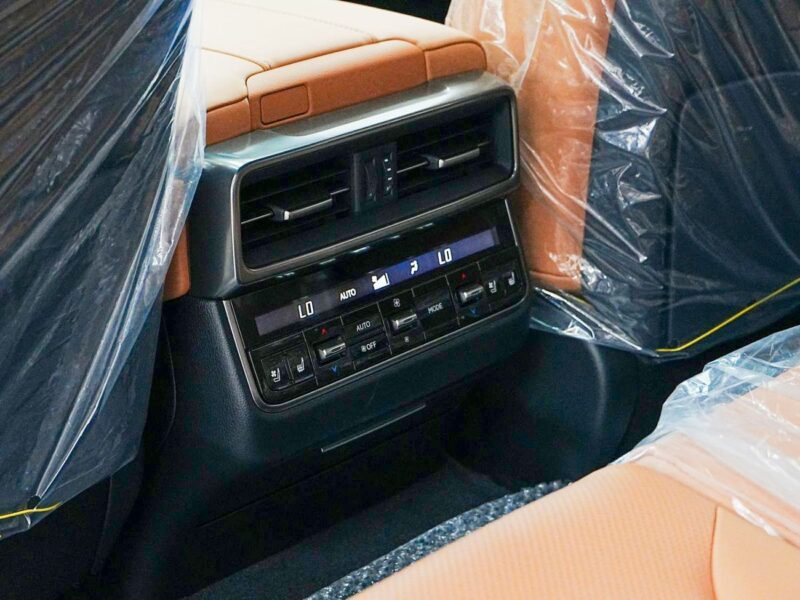 2026 Lexus LX600 SIGNATURE 3.5 Litres 6 Cylinders Petrol Engine White Tan SUV GCC Specs
