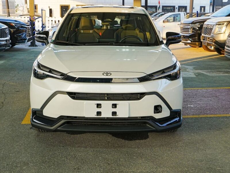 2026 TOYOTA FRONTLANDER 2.0 Litres HYBRID 4 Cylinders Engine White Black SUV Automatic