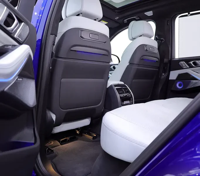 2025 BMW X5 M60i xDrive 8 Cylinders Petrol Engine Blue White Luxury SUV GCC Specs Automatic