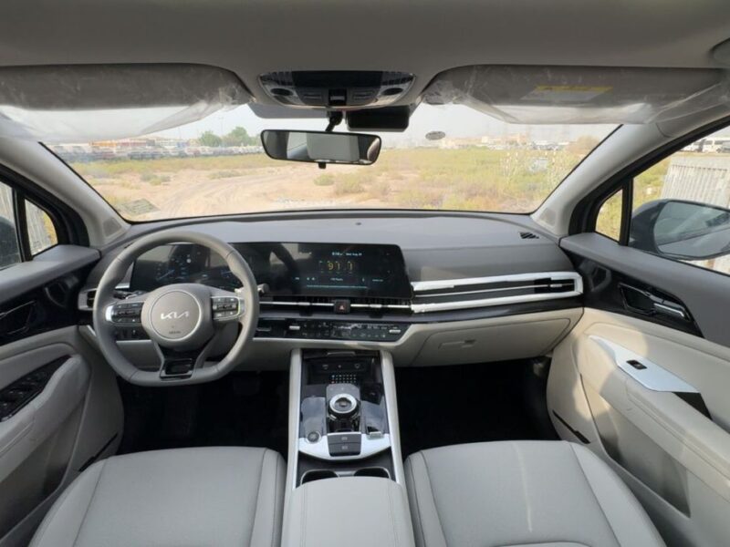 2025 KIA SPORTAGE 1.5 Litres 4 Cylinders Petrol Engine Grey White SUV Chinese Specs Automatic