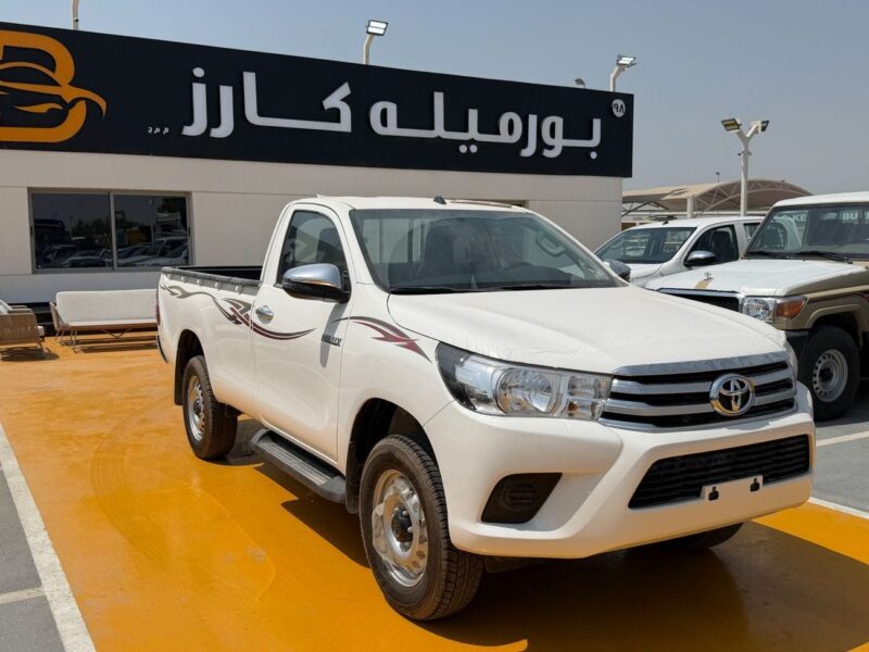 2026 Toyota Hilux GL SC 2.7 Litres 4 Cylinders Petrol Engine White Red Pickup Truck GCC Specs