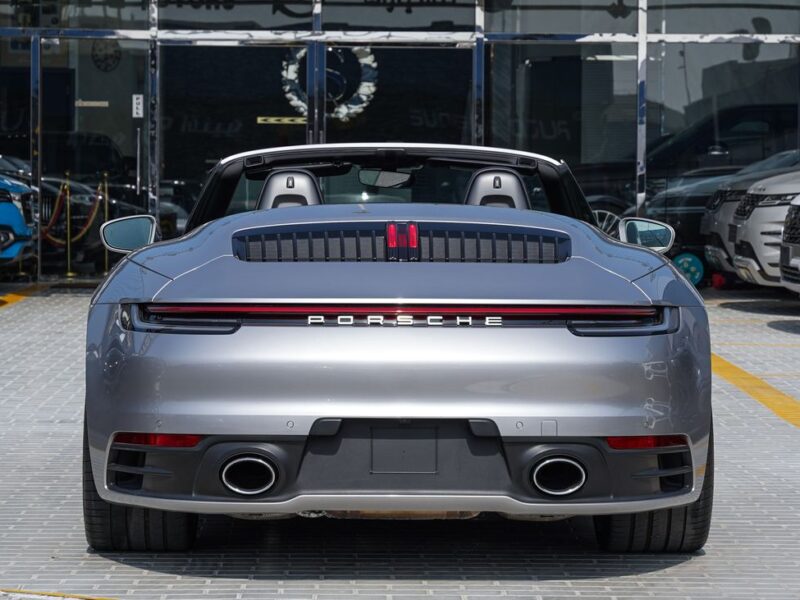2021 Porsche 911 3.0-liter twin-turbo flat-six Engine Silver Black Convertible GCC Specs