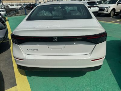 2026 Honda Accord 1.5-liter 4-Cylinder Petrol Engine White Black Sedan GCC Specs Automatic