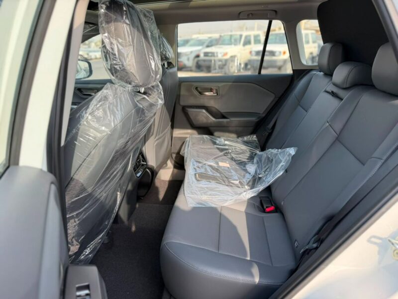 2026 Toyota RAV 4 XSE HEV 2.5 Litres 4 Cylinders Engine White Black SUV Chinese Specs