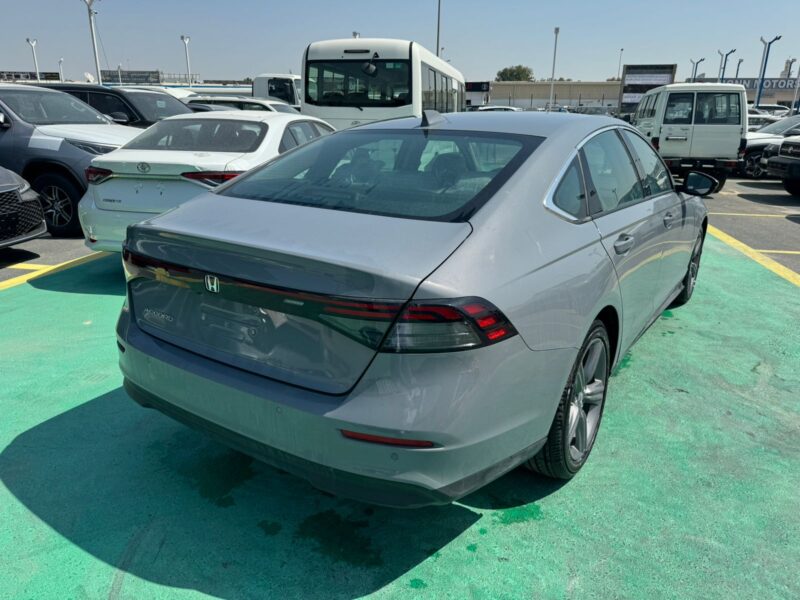 2024 Honda Accord 1.5-liter 4-Cylinder Petrol Engine Grey Beige Sedan GCC Specs Automatic