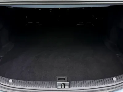2018 Mercedes-Benz C-Class C200 4 Cylinders Petrol Engine Blue Red Sedan GCC Specs