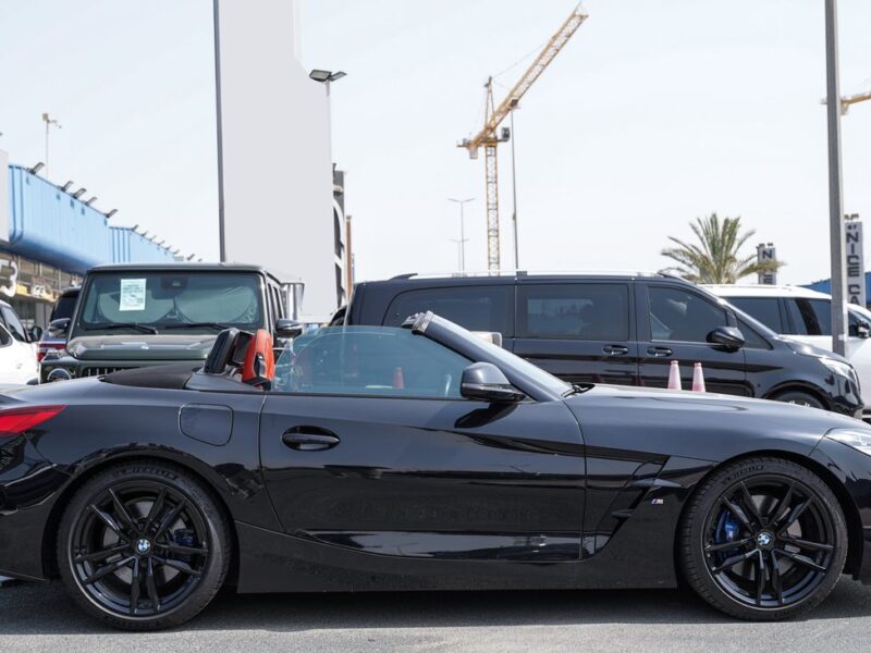 2022 BMW Z4 sDrive 30i M SPORT PACK 2.0L turbocharged inline-4 Engine Black Orange Convertible