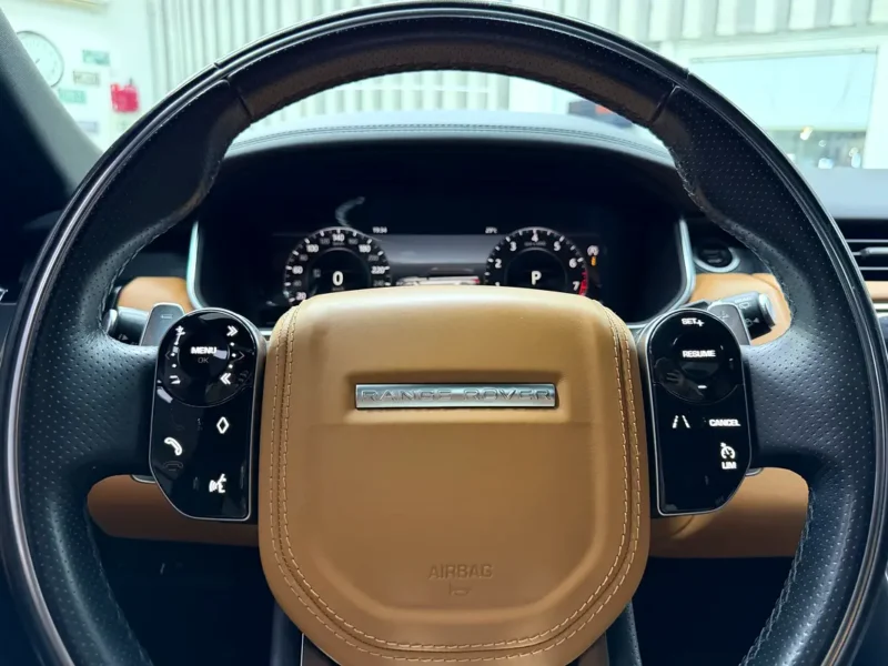 2019 Land Rover Range Rover Sport HSE Dynamic 8 Cylinders Petrol Engine Black Brown SUV