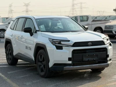2026 Toyota RAV 4 XSE HEV 2.5 Litres 4 Cylinders Engine White Black SUV Chinese Specs