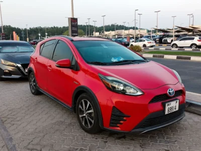 2018 Toyota Prius+ 1.5 Litres 4 Cylinders Hybrid Engine Red Black SUV American Specs