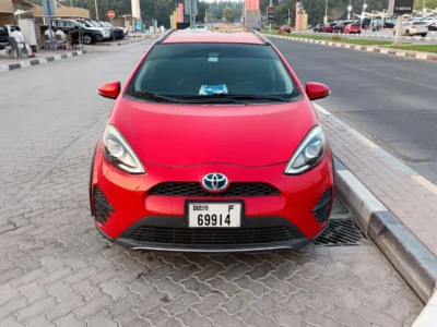 2018 Toyota Prius+ 1.5 Litres 4 Cylinders Hybrid Engine Red Black SUV American Specs