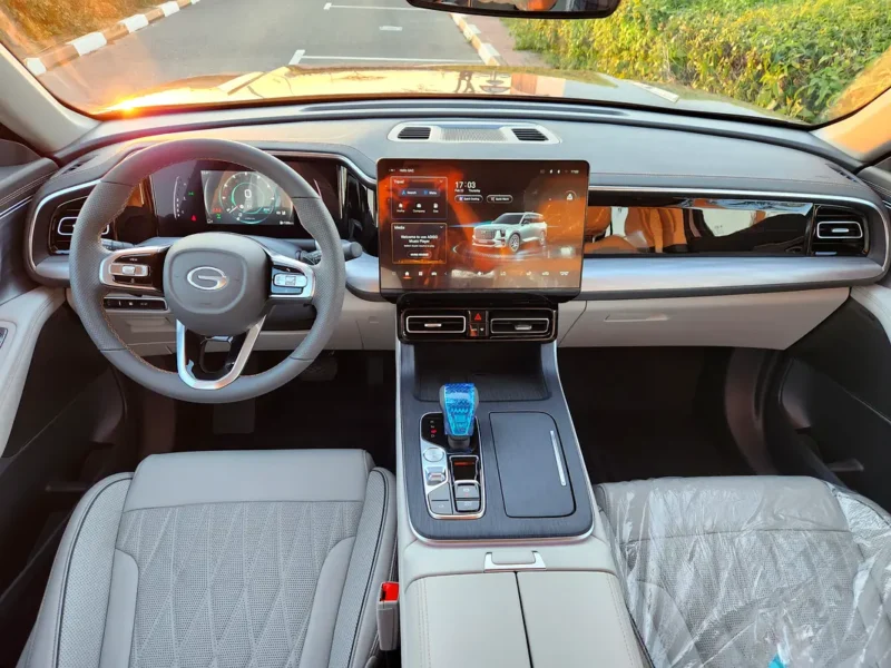 2024 GAC GS8 GX 2.0-liter turbocharged inline-4 Petrol Engine Grey White SUV GCC Specs Full Option