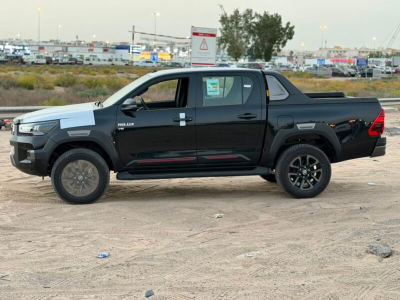 2026 Toyota Hilux ADVENTURE 4.0 Litres 6 Cylinders Petrol Engine Black Pickup Truck GCC Specs