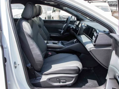 2026 BYD Qin L DM-i SUPER EDITION 210KM 1.5 Litres 4 Cylinders Hybrid Engine White Grey Sedan