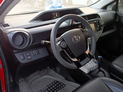 2018 Toyota Prius+ 1.5 Litres 4 Cylinders Hybrid Engine Red Black SUV American Specs