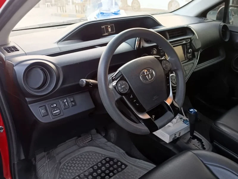 2018 Toyota Prius+ 1.5 Litres 4 Cylinders Hybrid Engine Red Black SUV American Specs