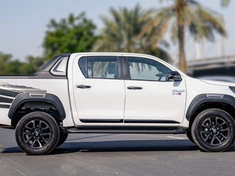 2025 Toyota Hilux ADVENTURE 2.8 Litres 4 Cylinders Diesel Engine White Black Pickup Truck