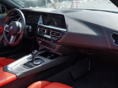 2022 BMW Z4 sDrive 30i M SPORT PACK 2.0L turbocharged inline-4 Engine Black Orange Convertible