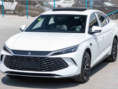 2026 BYD Qin L DM-i SUPER EDITION 210KM 1.5 Litres 4 Cylinders Hybrid Engine White Grey Sedan